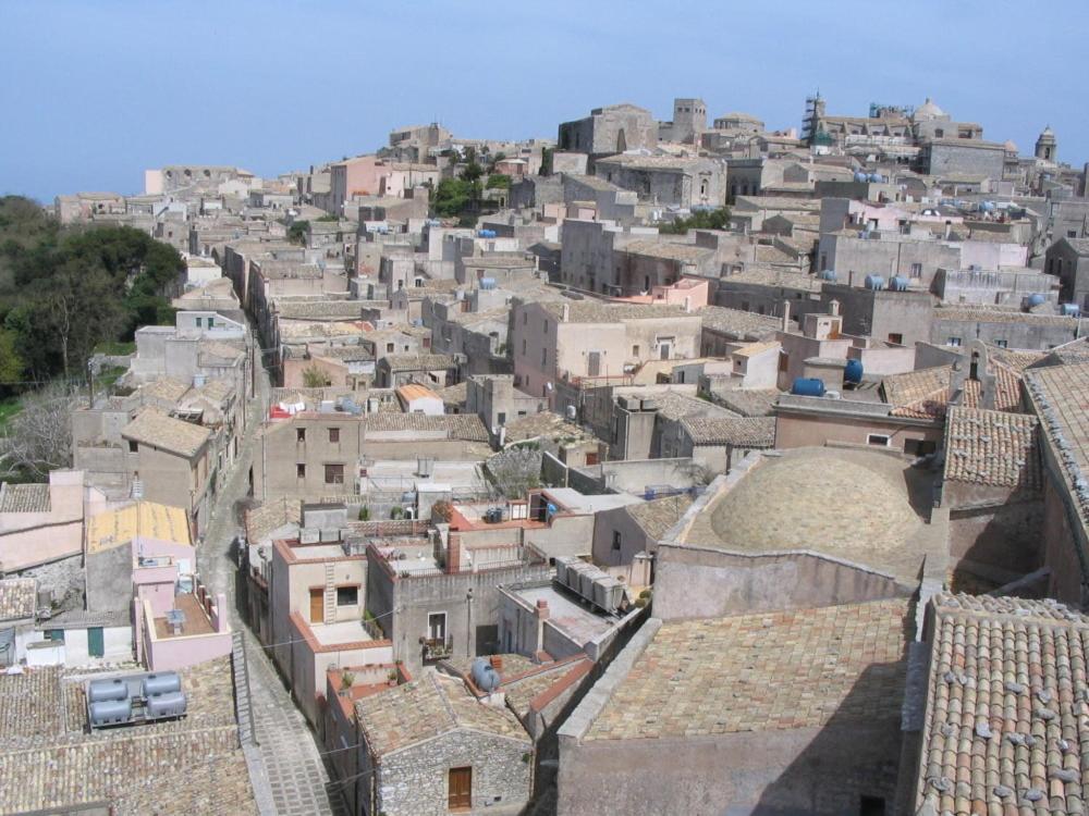 Leo Appartamenti Con Vista Panoramica Erice Extérieur photo